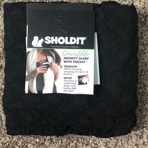 Black Sholdit infinity scarf